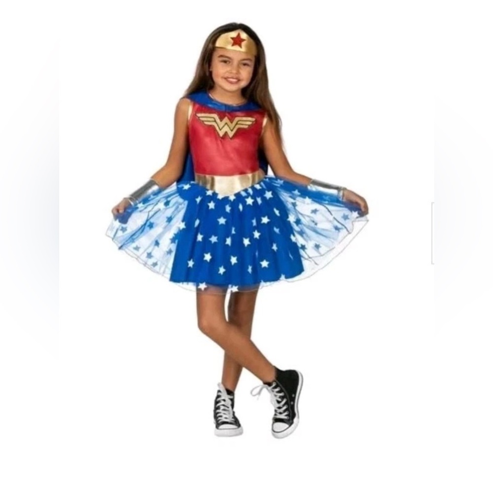 Rubies Wonder Woman child costume. NWT Xs4/5